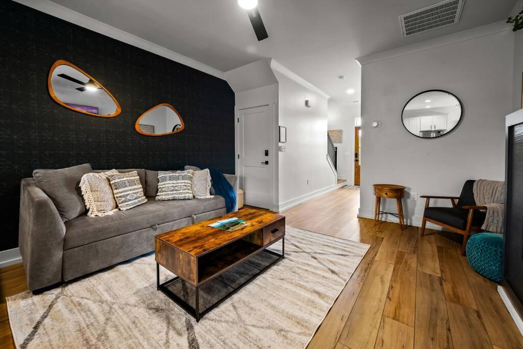 *Dog Friendly*Modern Home-Minutes To Dollywood, Gatlinburg, Smoky Mountains & Pigeon Forge! Dış mekan fotoğraf
