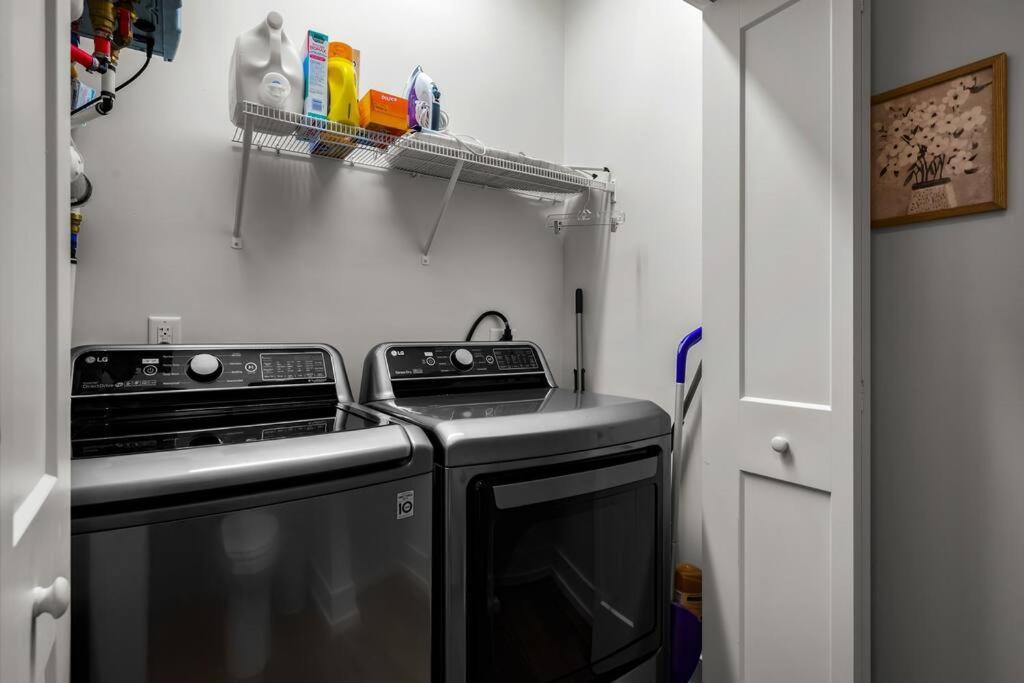 *Dog Friendly*Modern Home-Minutes To Dollywood, Gatlinburg, Smoky Mountains & Pigeon Forge! Dış mekan fotoğraf