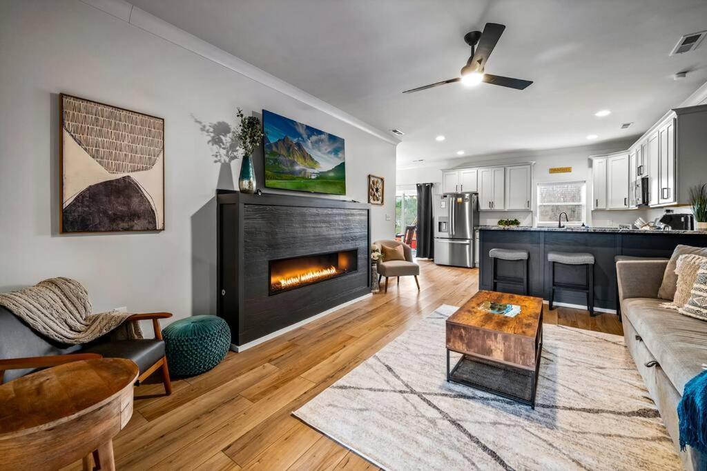 *Dog Friendly*Modern Home-Minutes To Dollywood, Gatlinburg, Smoky Mountains & Pigeon Forge! Dış mekan fotoğraf